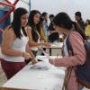 Entrega de las tarjetas de la beca de manutención
