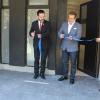 Los doctores Aristarco Regalado y Dante Haro realizaron el corte de listón